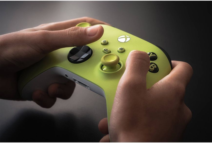 Геймпад Microsoft Xbox Wireless Controller Electric Volt (QAU-00022) QAU-00022 фото
