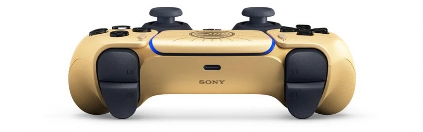 Дизайн задньої панелі та ергономіка геймпада PlayStation 5 007 First Light